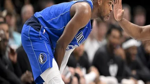 小胖大王联手狂揽66分，大鲨鱼力挽狂澜逆转北京！